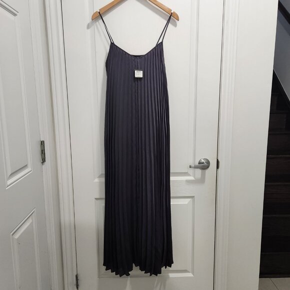 Club Monaco strappy pleated maxi dress - Picture 4 of 10